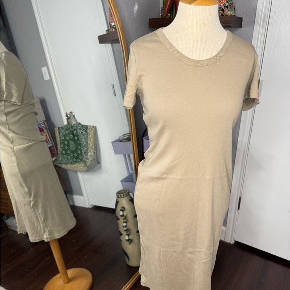 Beige Short Sleeve Dress - Picture 1 of 5
